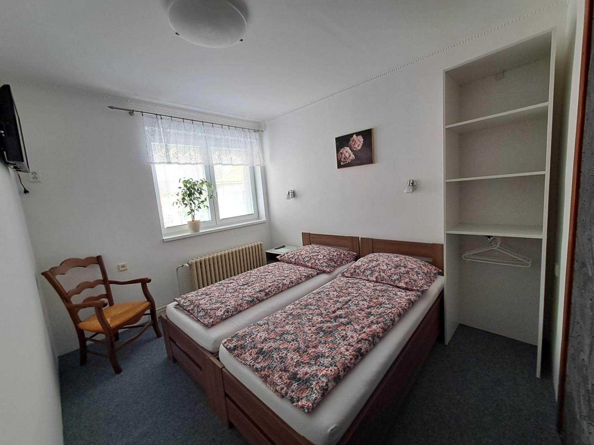 Pension Dana Karaskova Daire Kutná Hora Oda fotoğraf